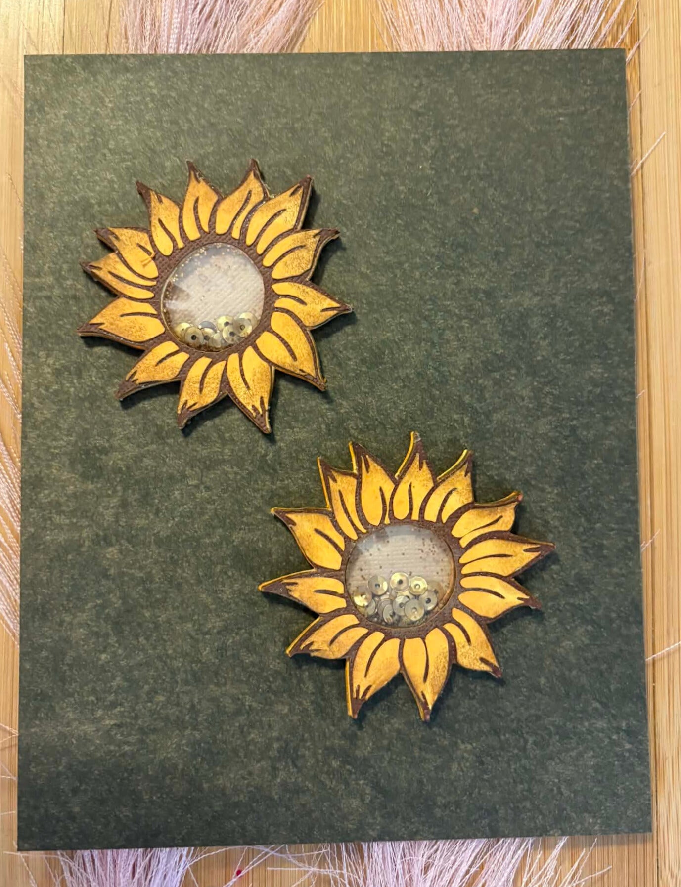 Sunflower Shaker Embellishments